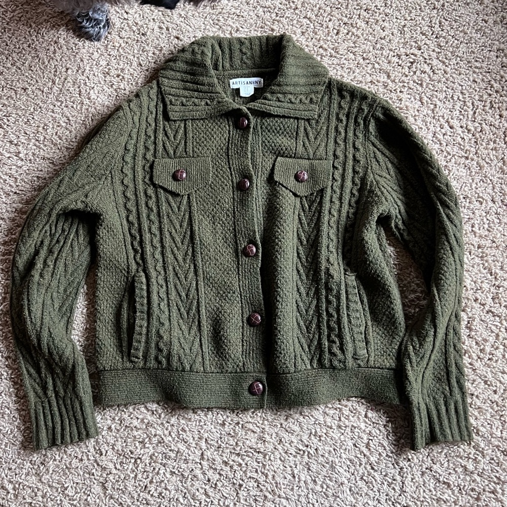 Artisan NY forest green knit sweater size medium